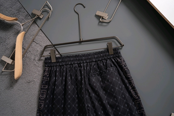 ブランドハーフパンツ全体デザイン